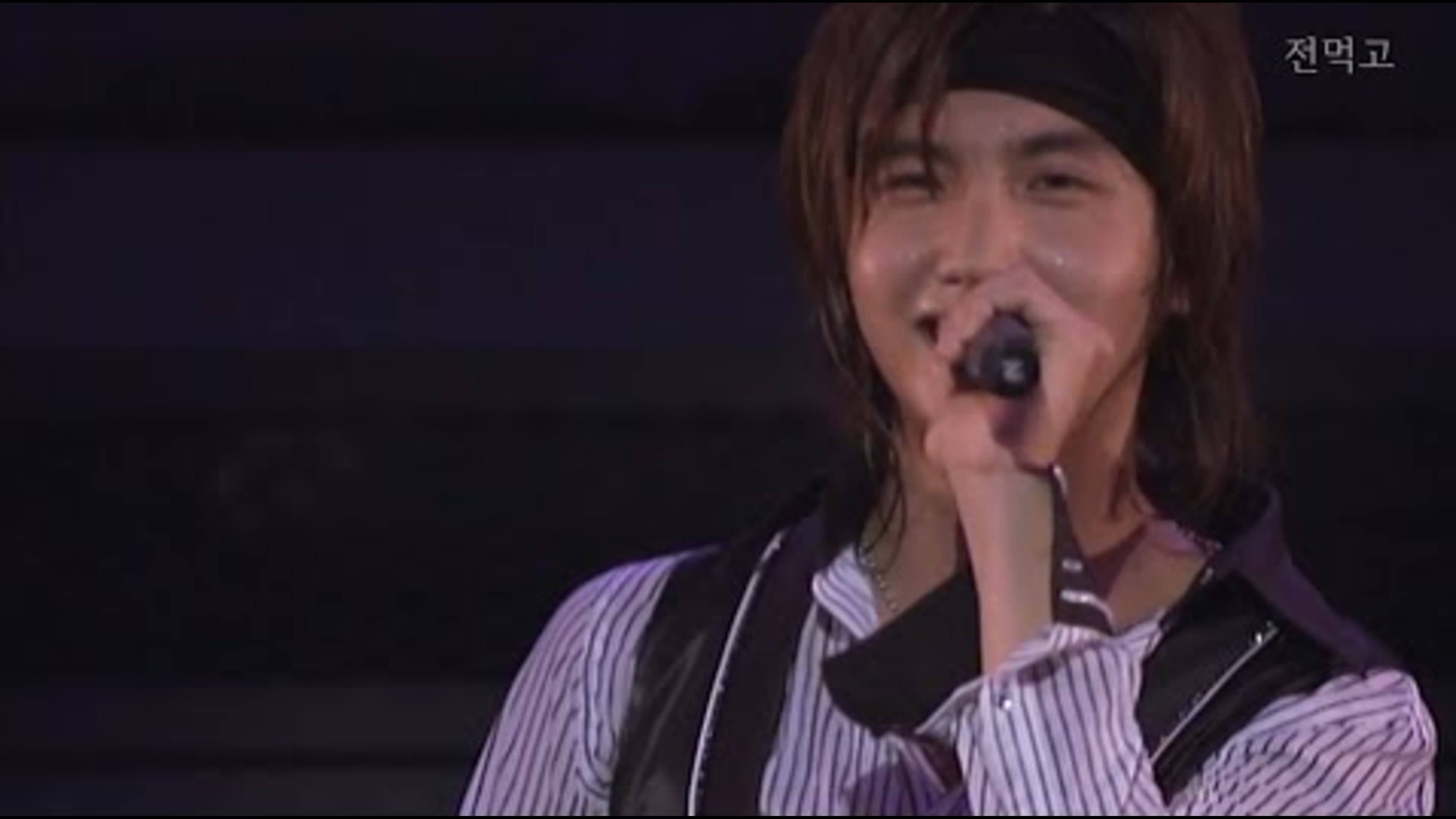 TOHOSHINKI 1st LIVE TOUR 2006 ~Heart, Mind and Soul~ backdrop