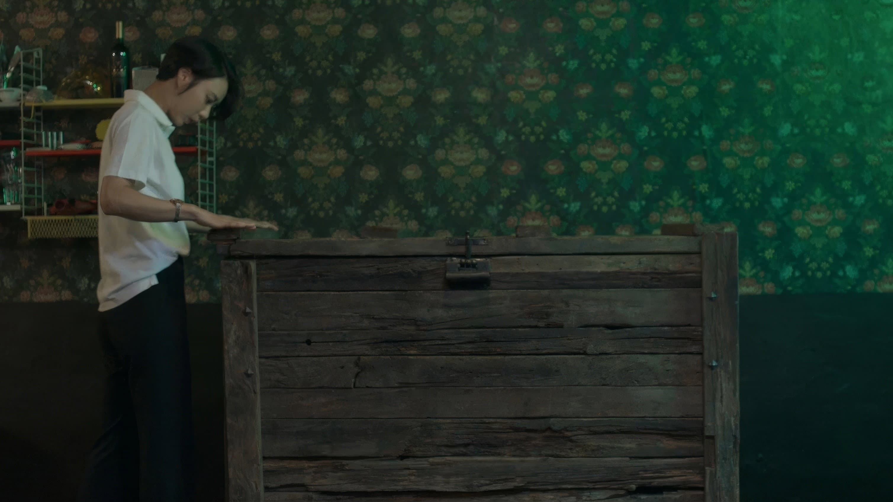 Dwiju: Cursed Box backdrop