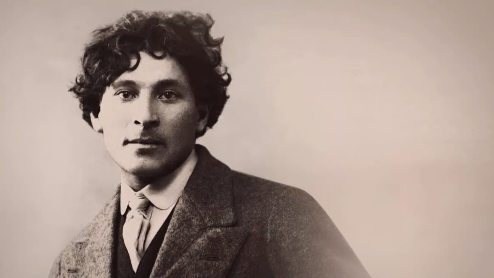 Marc Chagall – Between Two Worlds backdrop