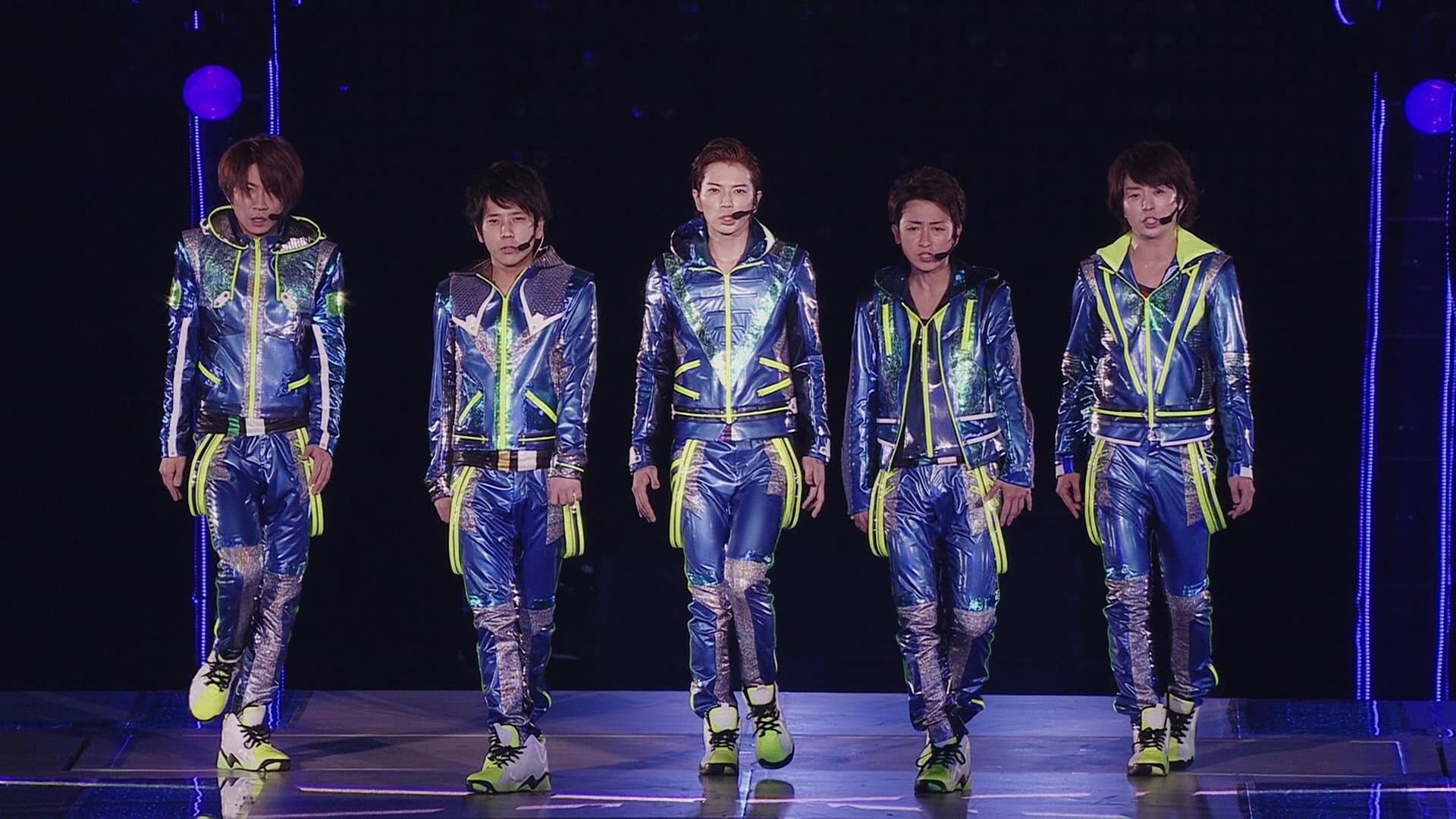 ARASHI Live Tour 2013 "LOVE" backdrop