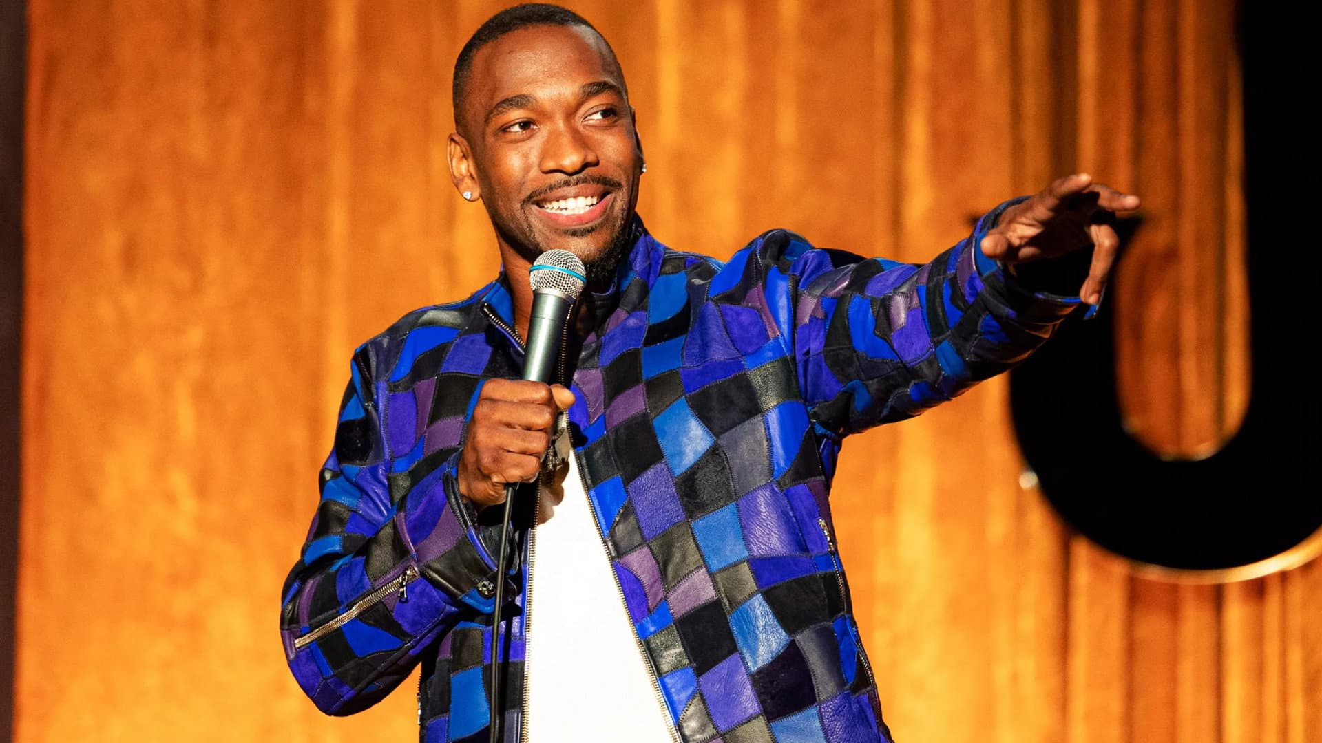Jay Pharoah: Jared backdrop