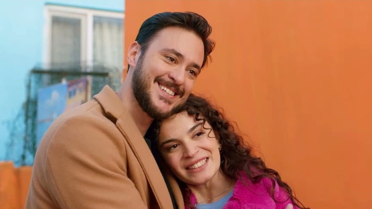 Hayatımız Roman backdrop