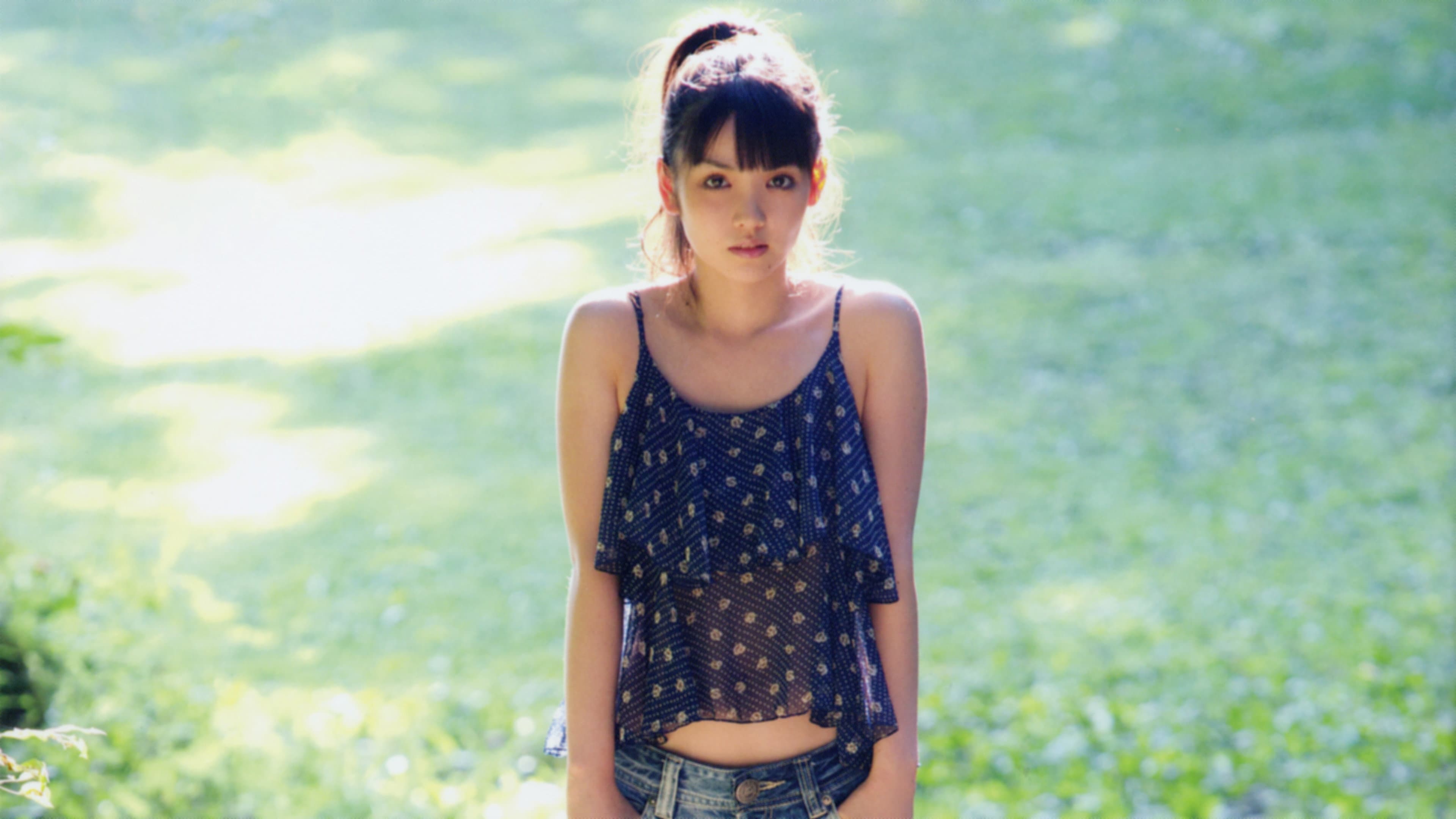 Michishige Sayumi ~Blue Rose~ backdrop