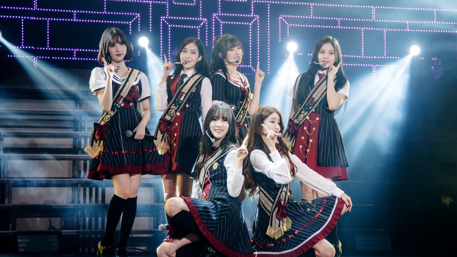 2018 GFRIEND FIRST CONCERT Season of GFRIEND backdrop