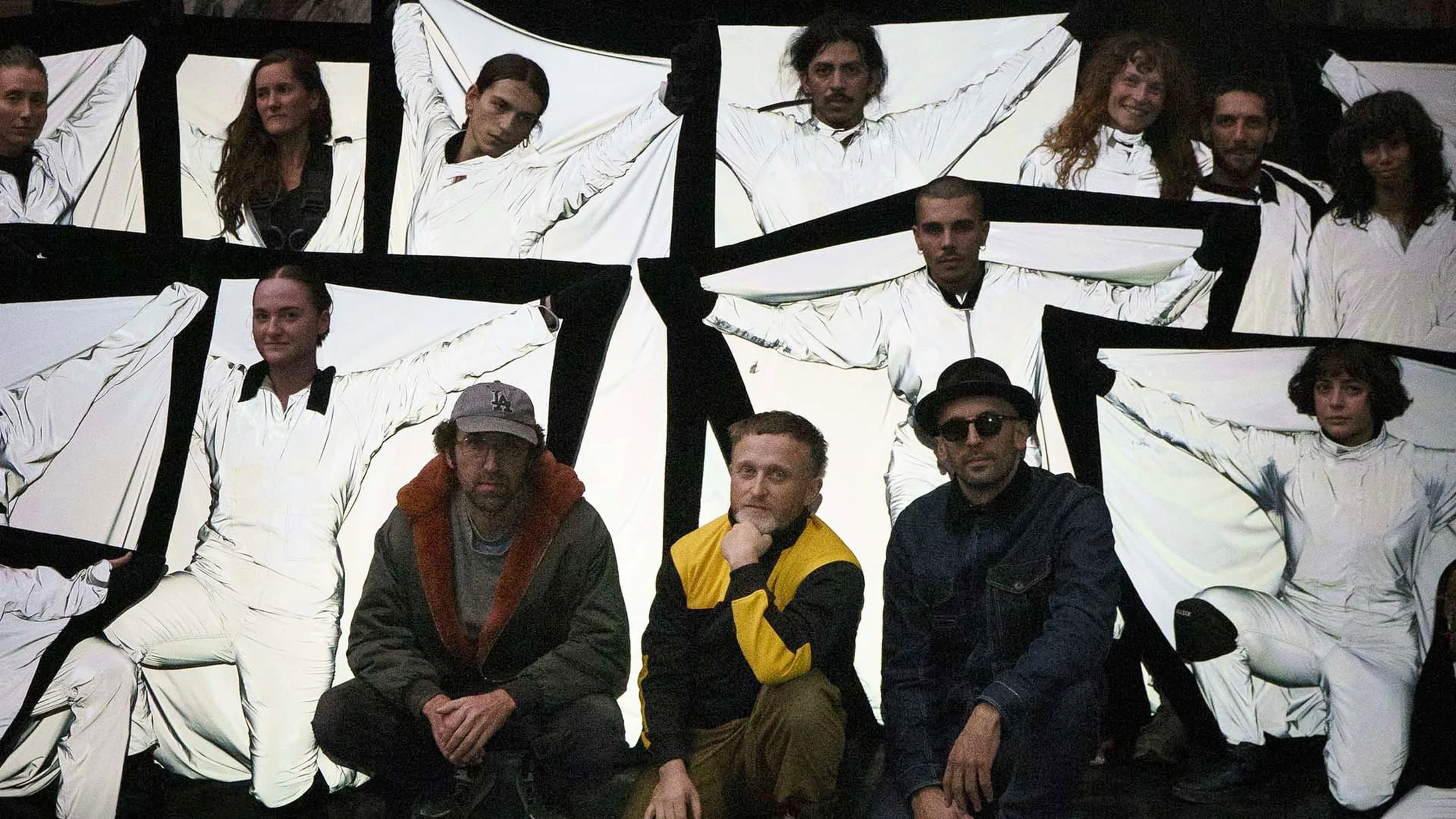 Dans la lumière - Au cœur de la création du spectacle signé JR, Damien Jalet et Thomas Bangalter backdrop