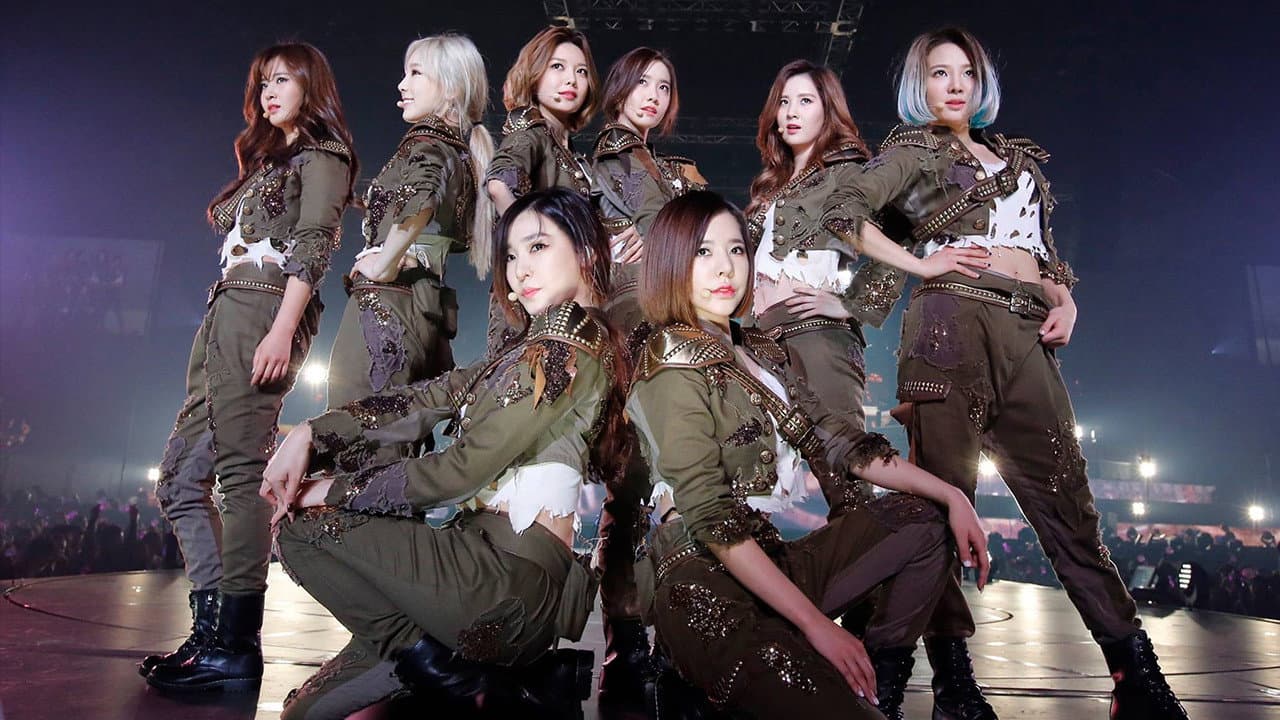 Girls' Generation ~Phantasia~ in Japan backdrop