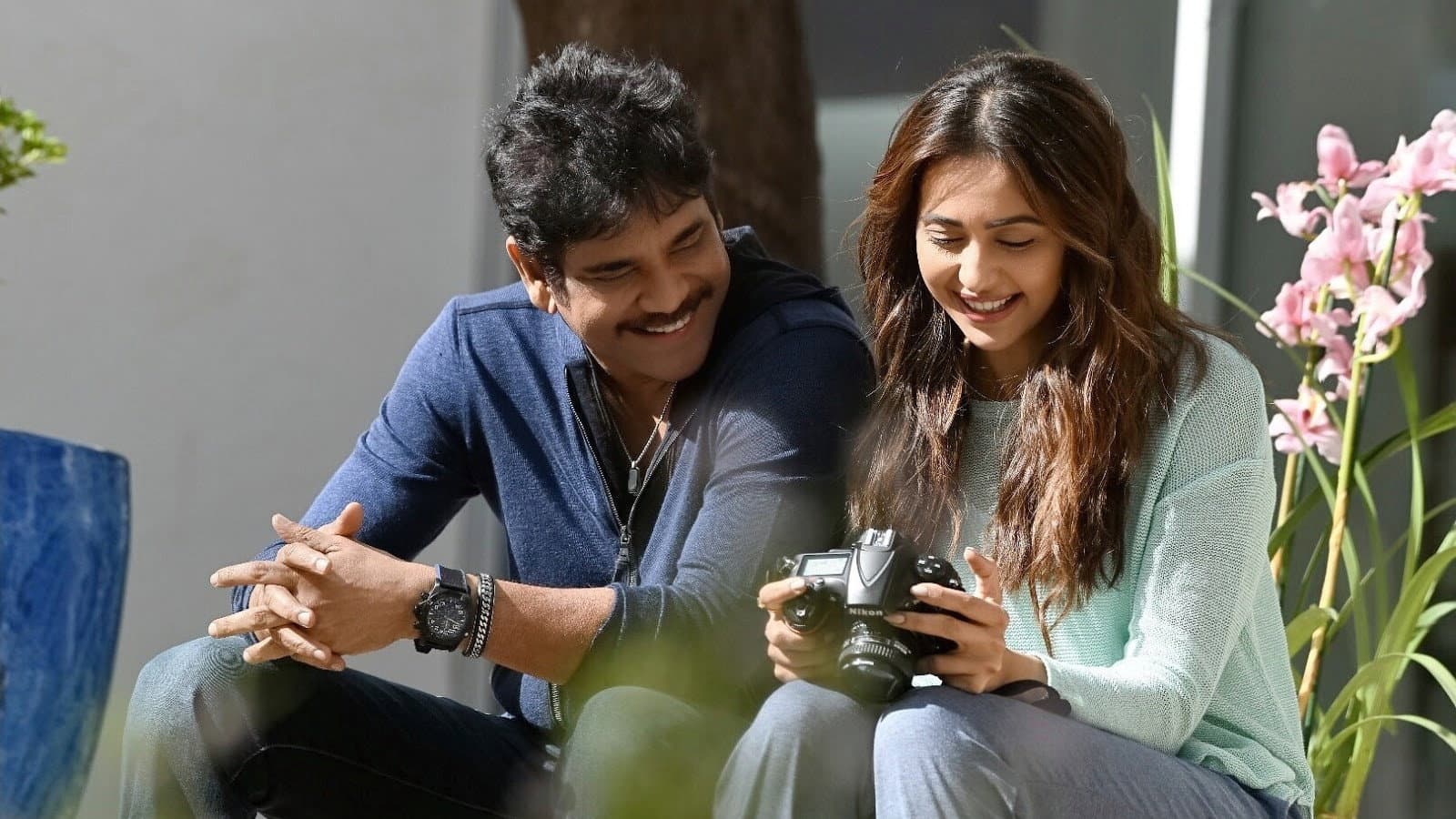 Manmadhudu 2 backdrop