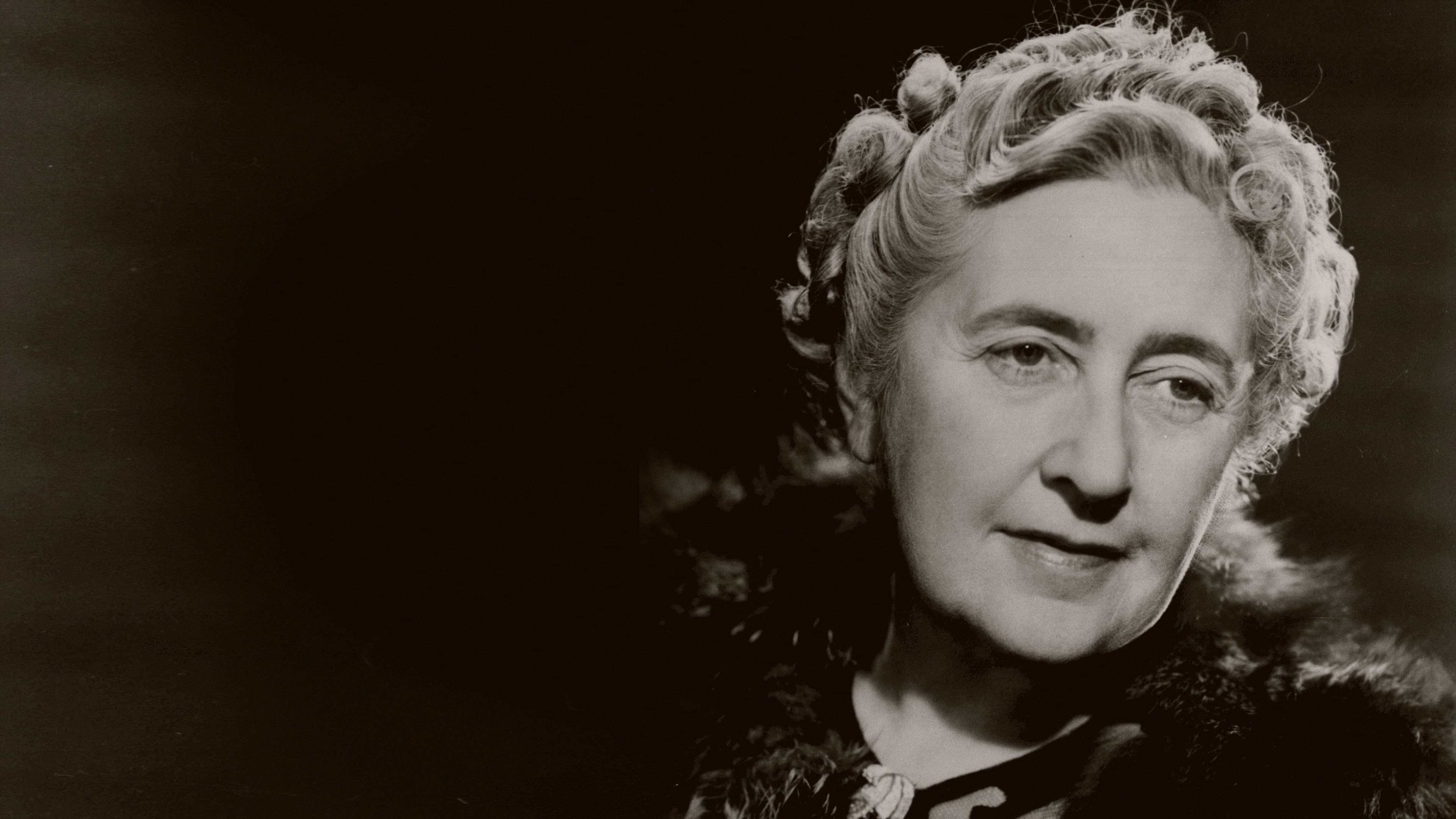 Agatha Christie - Unfinished Portrait backdrop